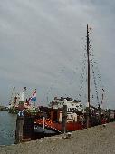 [Das Schiff]